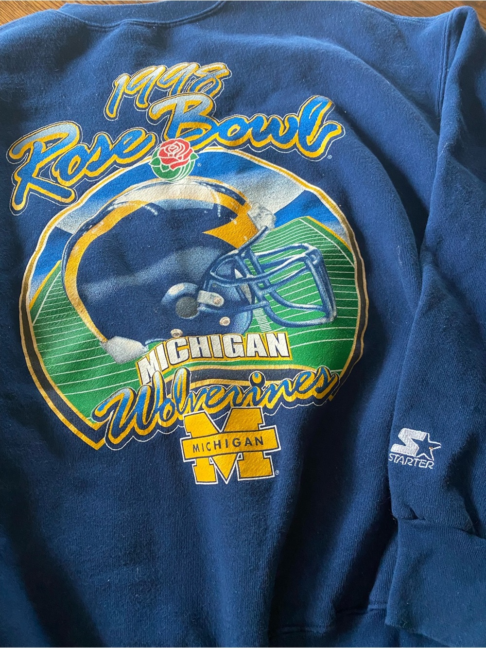 Vintage U of M crewneck. Michigan